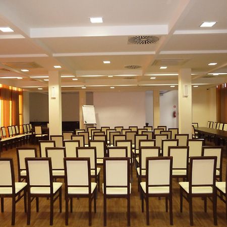 Hotel Aviator Kielce "Business Hotel Medical & Spa" Ngoại thất bức ảnh