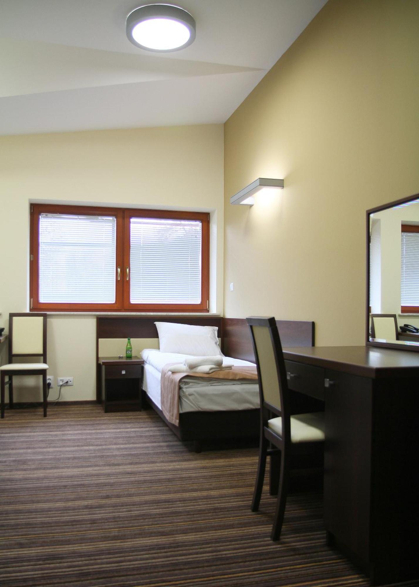 Hotel Aviator Kielce "Business Hotel Medical & Spa" Phòng bức ảnh