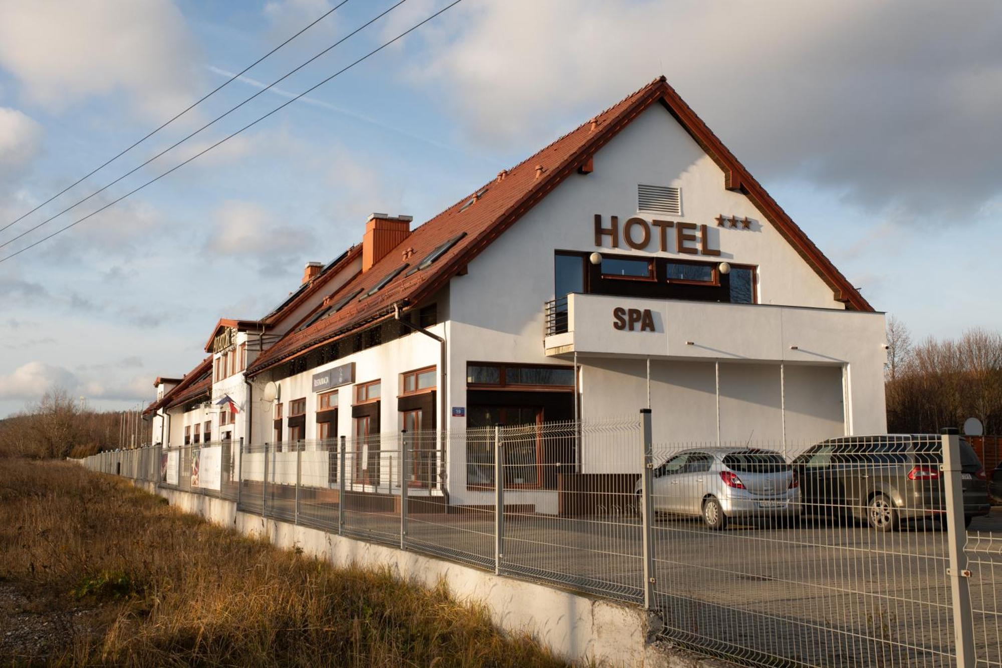 Hotel Aviator Kielce "Business Hotel Medical & Spa" Ngoại thất bức ảnh