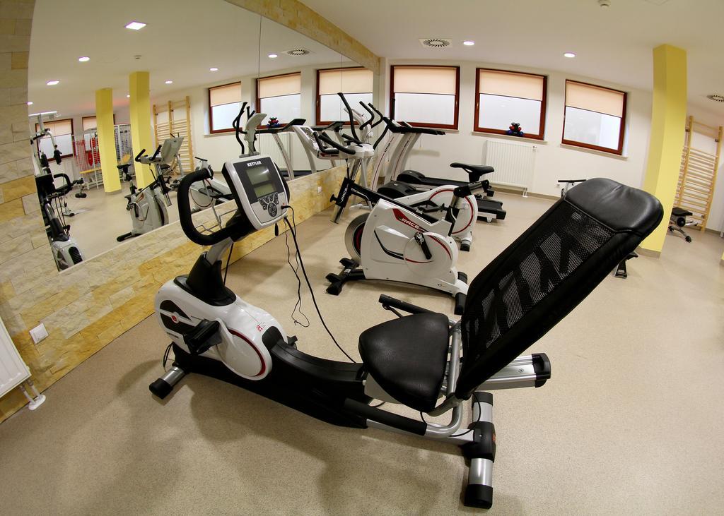 Hotel Aviator Kielce "Business Hotel Medical & Spa" Ngoại thất bức ảnh