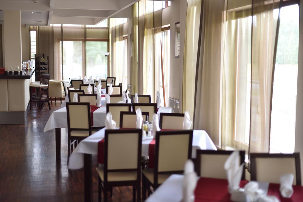 Hotel Aviator Kielce "Business Hotel Medical & Spa" Ngoại thất bức ảnh