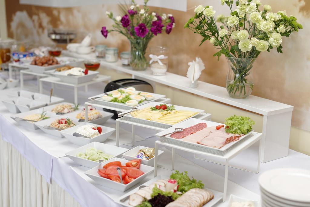 Hotel Aviator Kielce "Business Hotel Medical & Spa" Ngoại thất bức ảnh